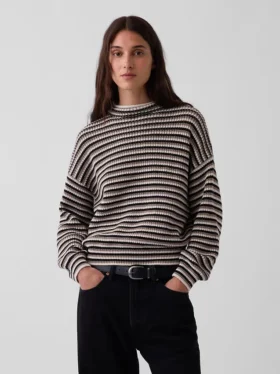 100 % bavlněný svetr s rolákem v oversized střihu