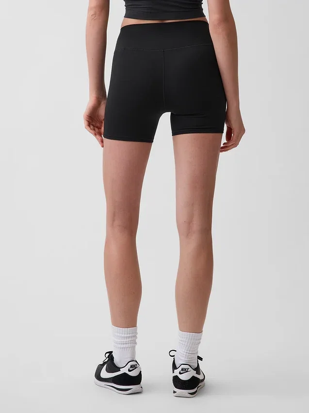4" GapFit hladké cyklistické šortky