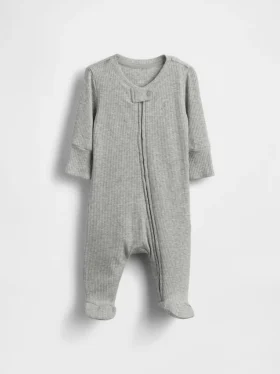 Baby First Favorites – jednodílný overal s nožičkami z jemného žebrovaného úpletu