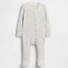 Baby First Favorites – jednodílný overal s nožičkami z jemného žebrovaného úpletu