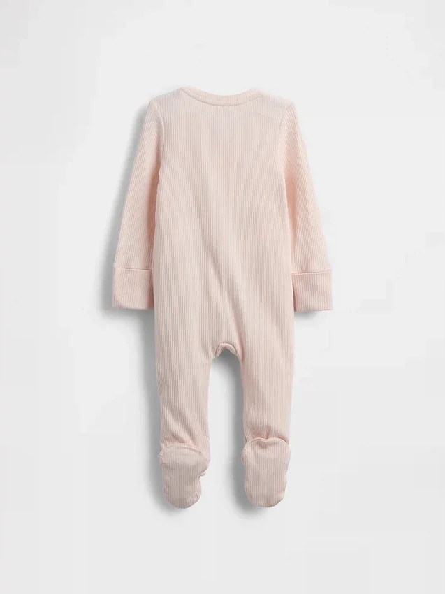 Baby First Favorites – jednodílný overal s nožičkami z jemného žebrovaného úpletu