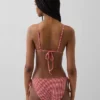 Bikiny s tanga spodními díly