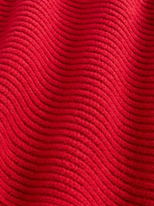 CashSoft Shaker-Stitch Svetr s proplétaným vzorem v kombinaci s kalhotami