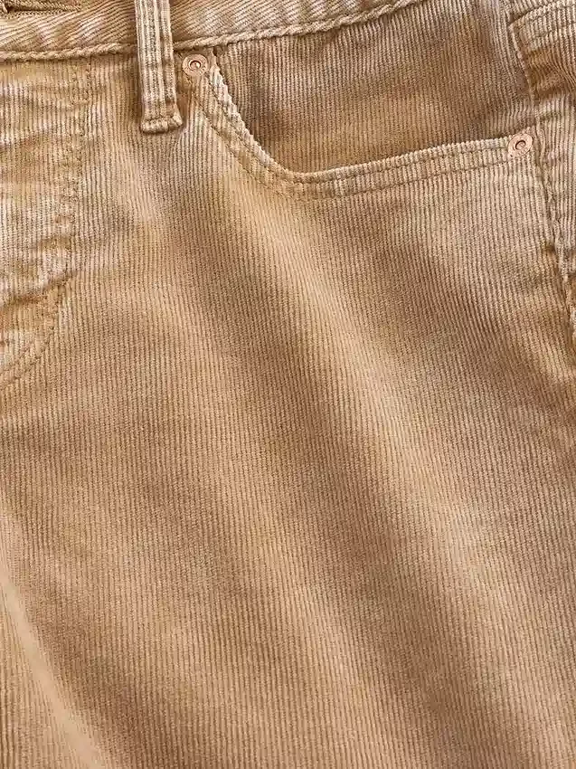 Dlouhé a úzké kalhoty z manšestru s nízkým pasem