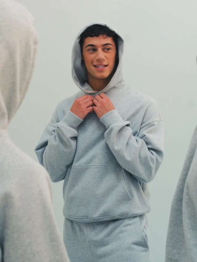 Dámská oversized mikina s kapucí z těžké látky