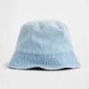 Džínová čepice typu bucket