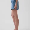 Džínové šortky s nízkým pasem o délce 3"