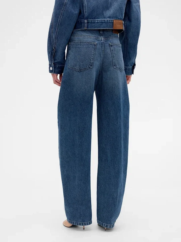Džíny GAP × Victoria Beckham s vysokým pasem a obloukovým střihem