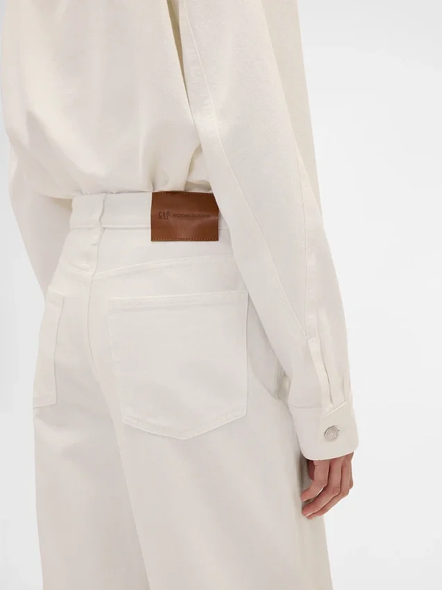Džíny GAP × Victoria Beckham s vysokým pasem a obloukovým střihem