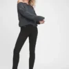 Džíny s středně vysokým pasem, pro plnější postavy, střih True Skinny