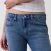 Džíny s středním pasem a volným střihem typu bootcut
