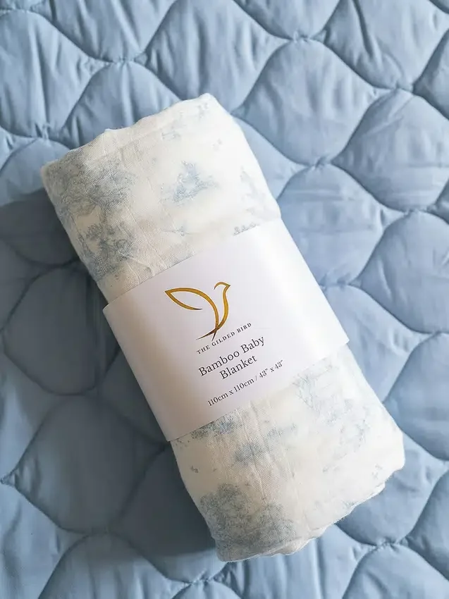 Dětská bambusová deka „Spring Toile“ od The Gilded Bird