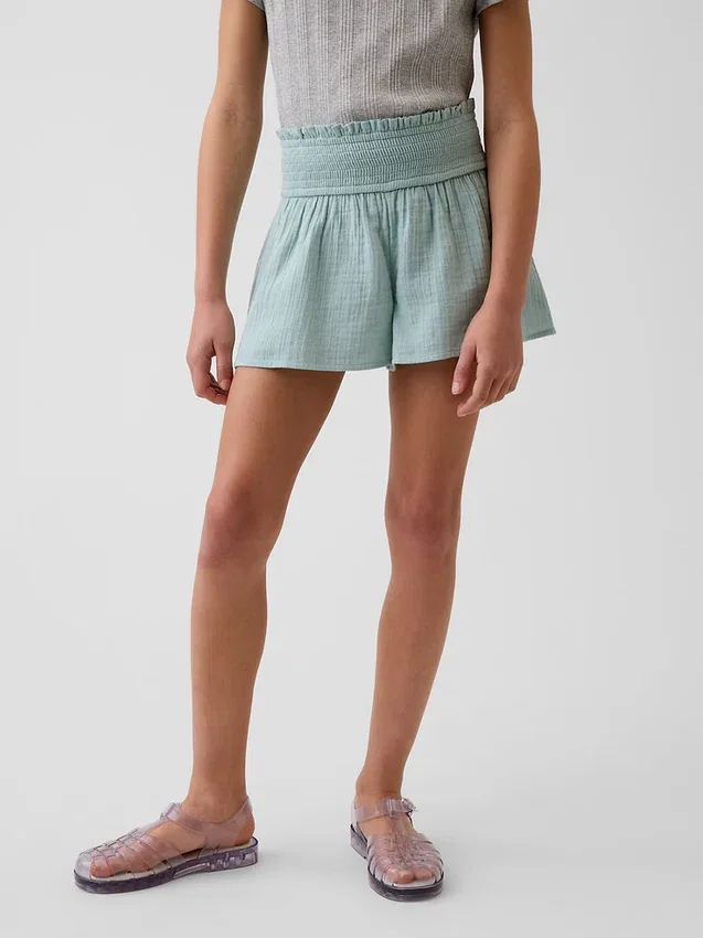 Dětské bavlněné šortky z gázy s motýlovým lemem