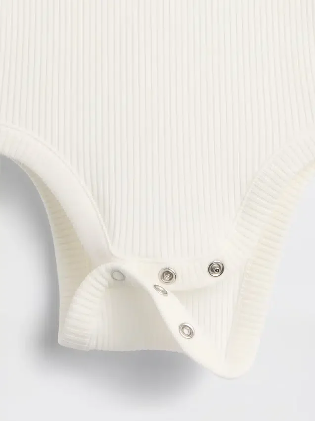 Dětské body Tinyrib z řady „Baby First Favorites“