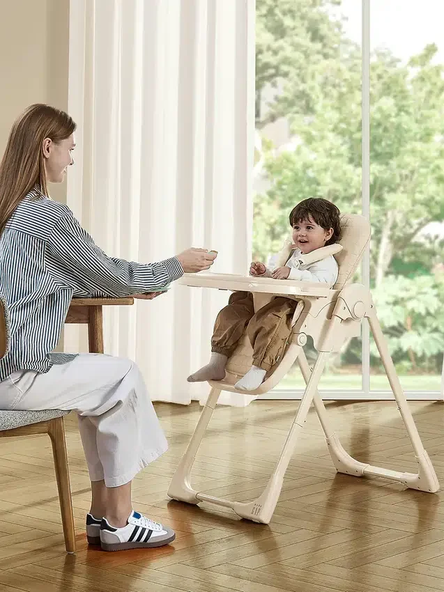Dětská židlička babyGap Classic 3 v 1