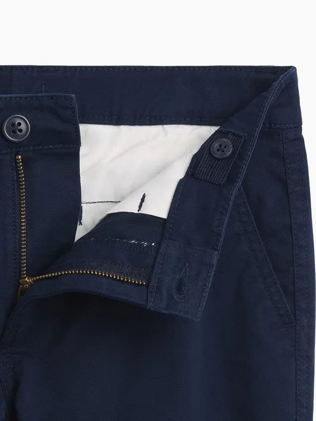 Dětské moderní uniformní kalhoty slim fit v khaki barvě