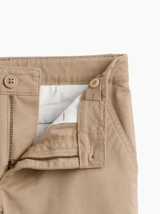 Dětské moderní uniformní kalhoty slim fit v khaki barvě