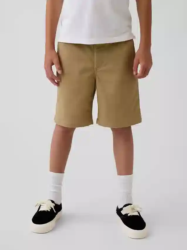 Dětské moderní uniformní šortky v barvě khaki