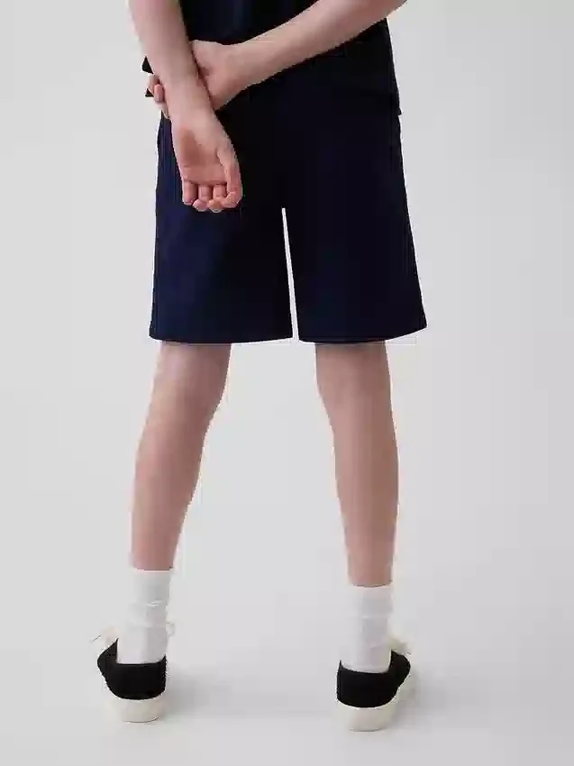 Dětské moderní uniformní šortky v barvě khaki