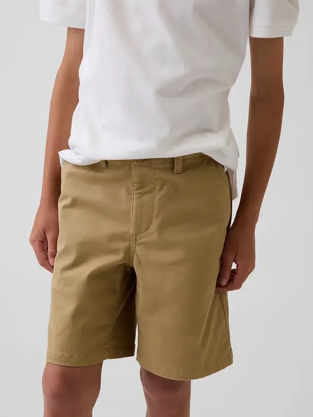Dětské moderní uniformní šortky v barvě khaki