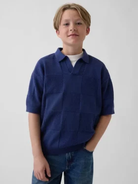 Dětský svetr s límečkem typu „Johnny“ a kostkovaným vzorem