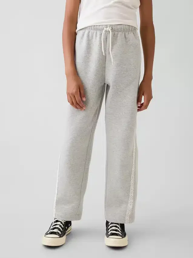 Dětské volné joggerové kalhoty Vintagesoft s krajkovým lemem