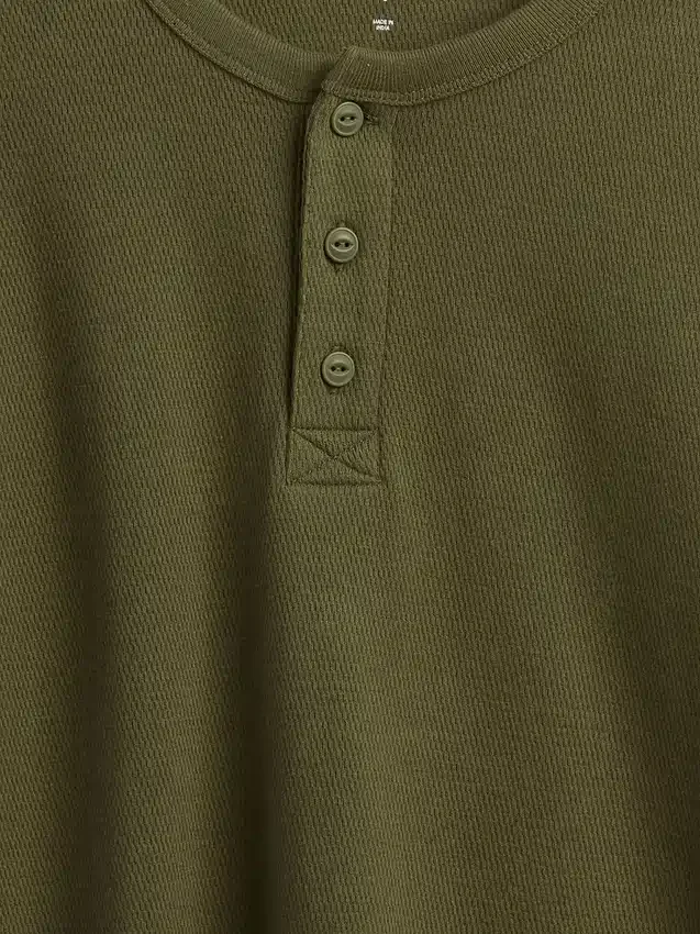 Dětské volné tričko s límečkem typu Henley