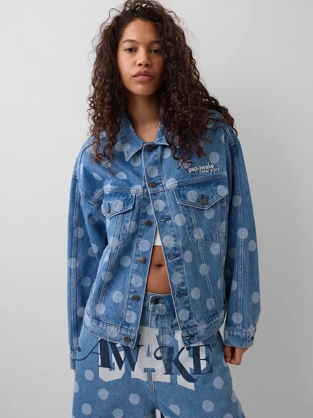 GAP × Awake NY Oversized džínová bunda s ikonickým puntíkovaným vzorem