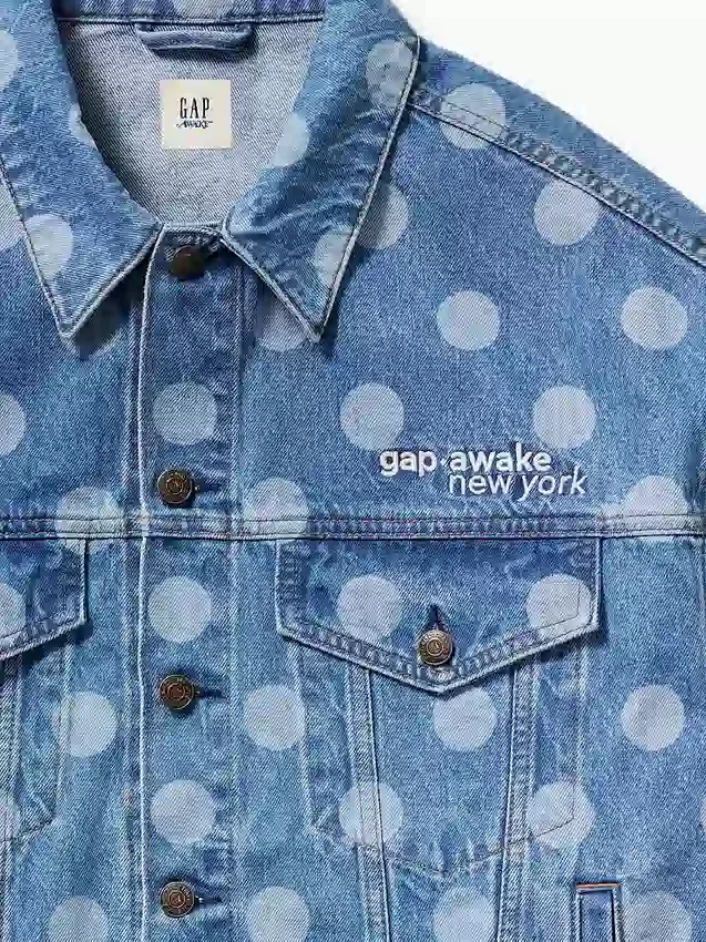 GAP × Awake NY Oversized džínová bunda s ikonickým puntíkovaným vzorem