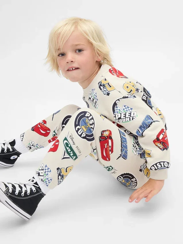 GAP × Disney Miminka a Batolata Vintagesoft Cars – set s mikinou