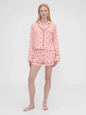 GAP × Summer Fridays Flanelové pyžamové šortky s motivem srdíček