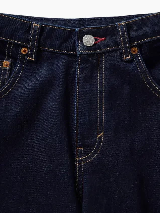 Gap × Victoria Beckham – džíny s vysokým pasem a rovným střihem