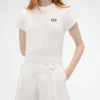 GAP × Victoria Beckham – kalhoty s vysokým pasem a plisovaným obloukem