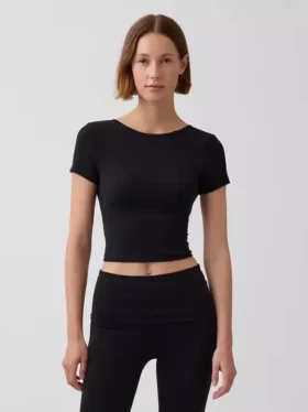 GapFit Smooth oboustranný zkrácený top s překříženým výstřihem