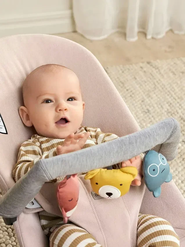 Hračka Babybjorn Baby Bouncer Soft