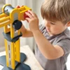 Hračka pro batolata „Little Builder“ – žlutý jeřáb