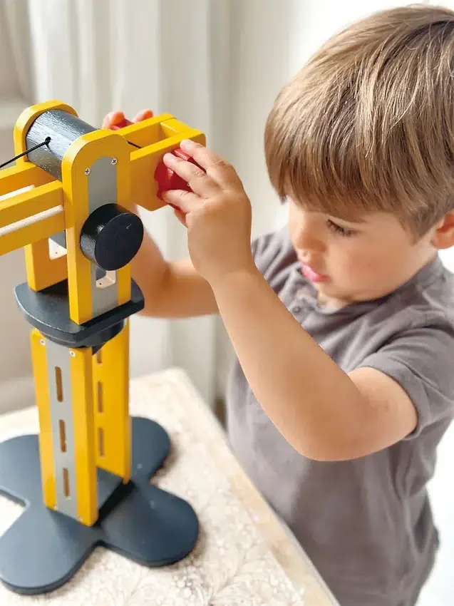 Hračka pro batolata „Little Builder“ – žlutý jeřáb