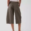 Kalhoty culotte s pasem ve střední výšce
