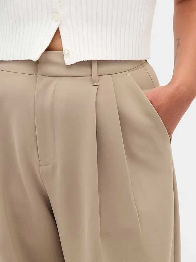 Kalhoty Curvy 365 s vysokým pasem a plisováním
