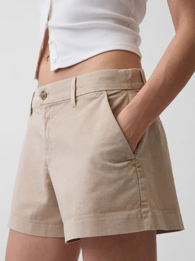 Krátké šortky khaki se středně vysokým pasem