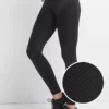 Legíny GapFit High Rise s texturovanými pruhy v kompresním provedení Sculpt