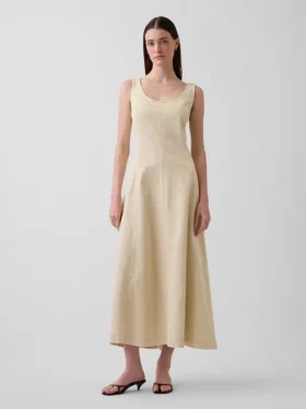 Maxišaty s výstřihem do U