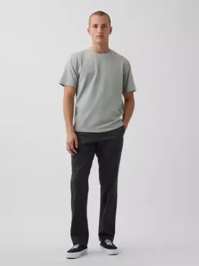 Moderní rovné khaki kalhoty
