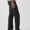 Moderní rovné khaki kalhoty