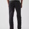 Moderní rovné khaki kalhoty