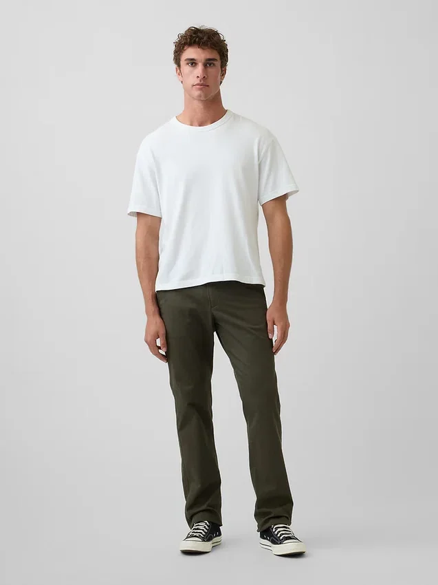Moderní rovné khaki kalhoty