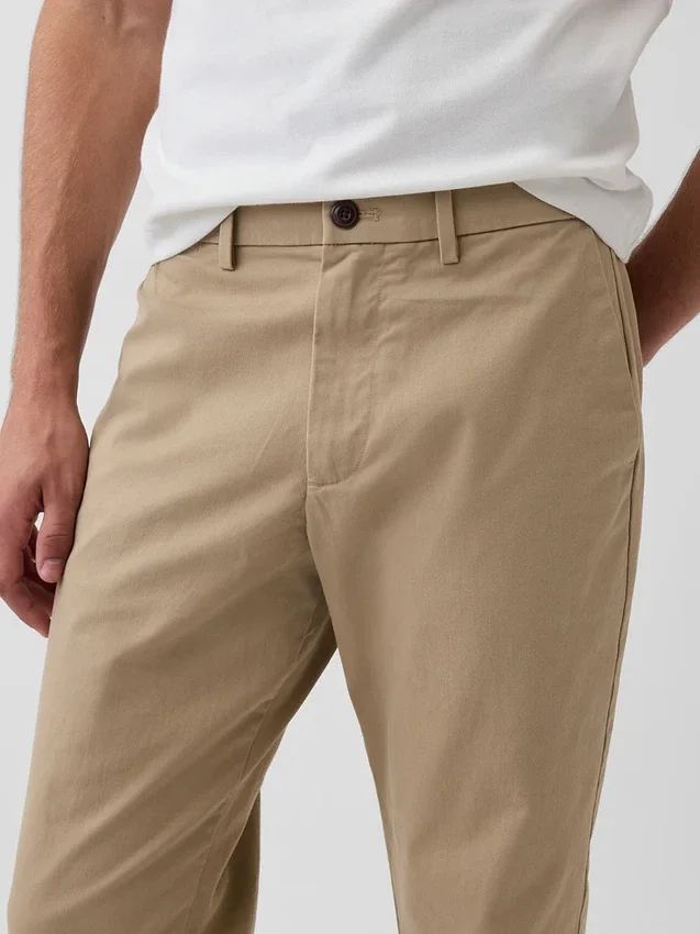 Moderní rovné khaki kalhoty