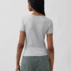 Moderní tričko s kulatým výstřihem