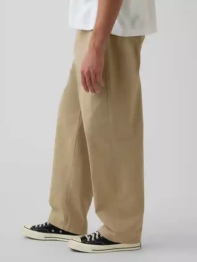 Moderní volné khaki kalhoty