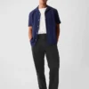 Moderní volné khaki kalhoty ve stylu 90. let